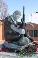 В Башкирии установили уродливую копию мемориала воинам-интернационалистам