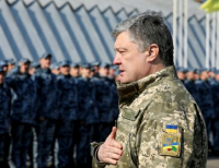 Порошенко решил отказаться от кумовства