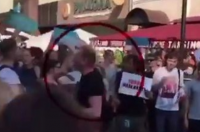 Фанат Соболь управлял беспорядками и прикрывался младенцем на митинге в Москве